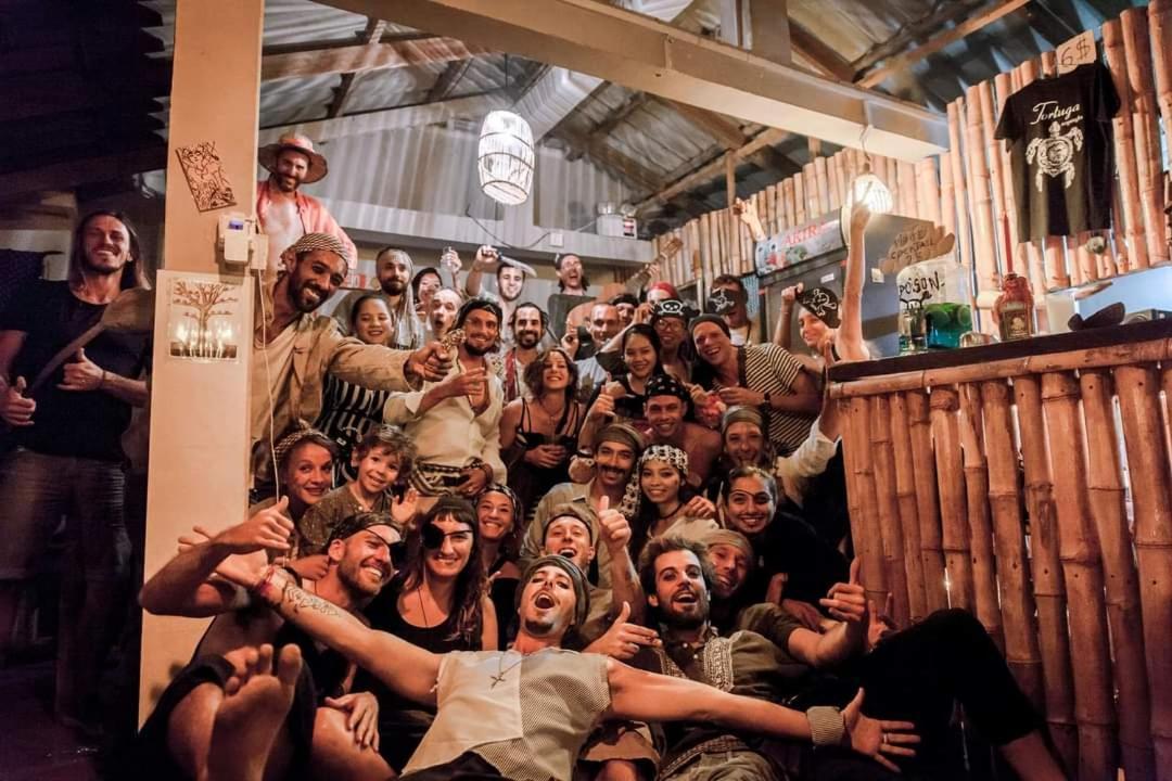 Tortuga Guesthouse 캄폿 외부 사진